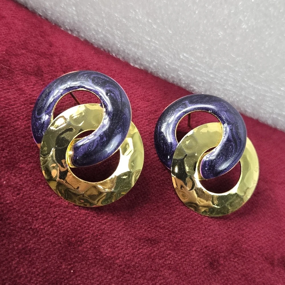 Elegant Purple and Gold Interlinked Earrings Stud Earrings - Picture 2 of 14